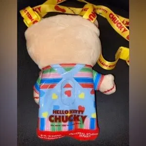NWOT New Rare Hello Kitty x Chucky plush Backpack ? m_65be006ac5df6c6c3e019960.jpg main image 2
